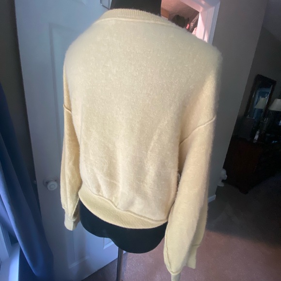 Free People 100% cashmere v neck sweater - Picture 2 of 7